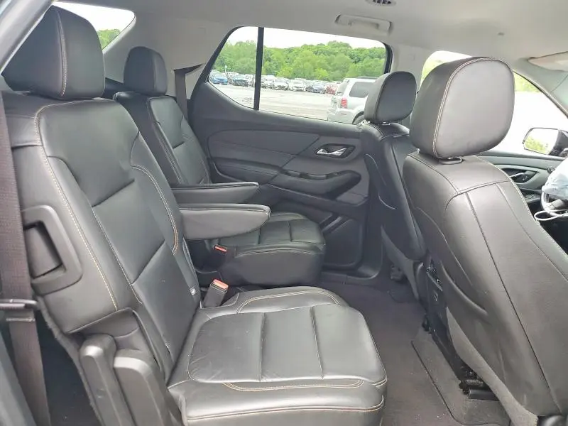 2020 CHEVROLET TRAVERSE LT  