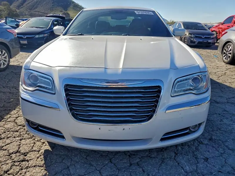 2013 CHRYSLER 300   