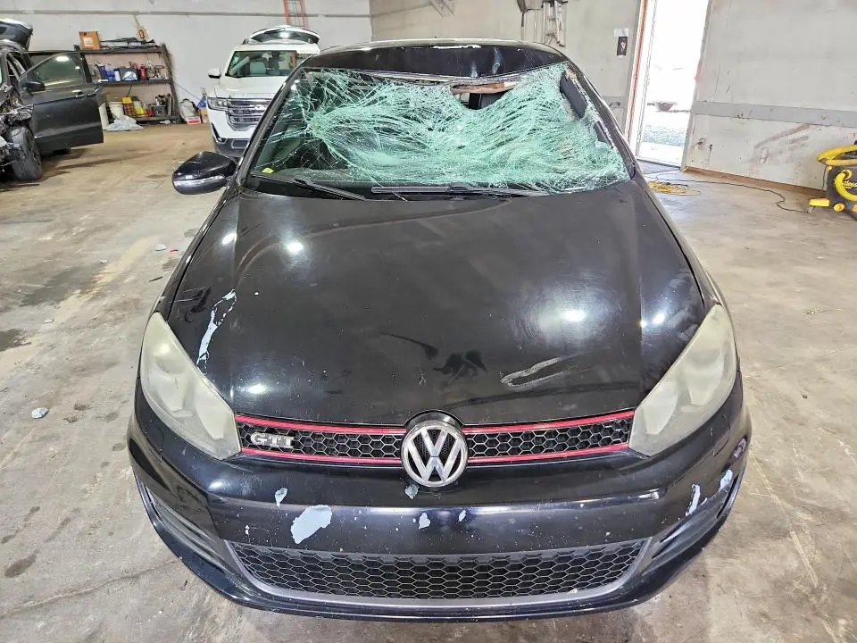 2011 VOLKSWAGEN GTI   