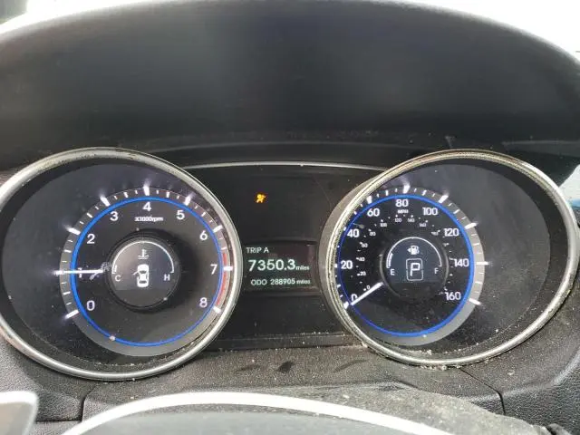 2011 HYUNDAI SONATA SE