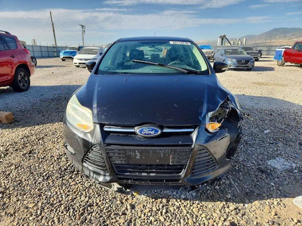 2013 FORD FOCUS SE  
