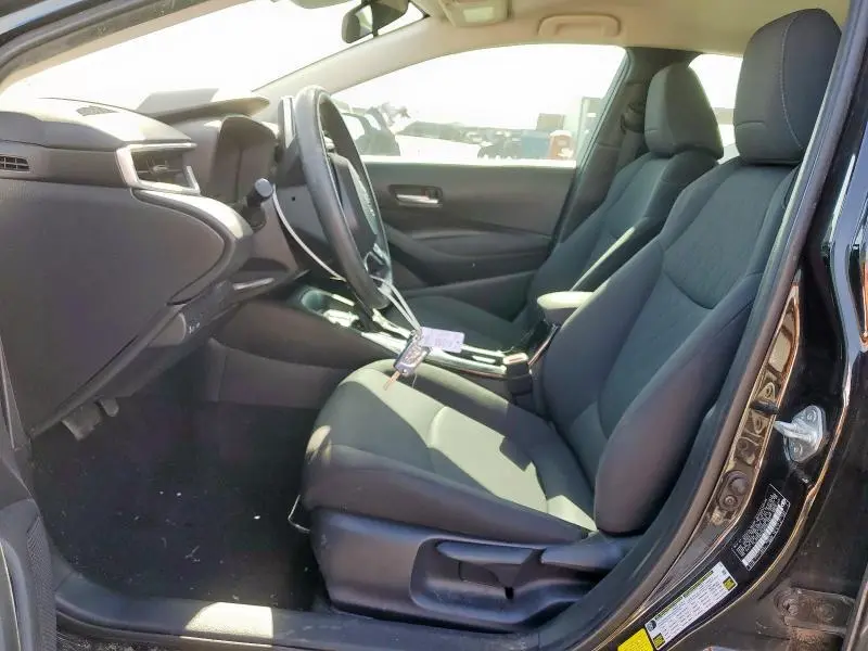 2021 TOYOTA COROLLA   