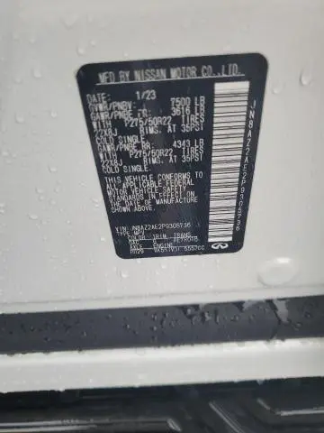 2023 INFINITI QX80 LUXE  