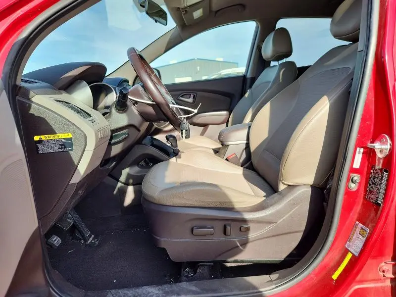 2014 HYUNDAI TUCSON SE  