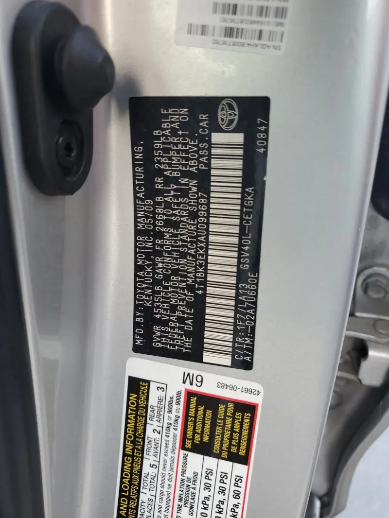 2010 TOYOTA CAMRY SE  