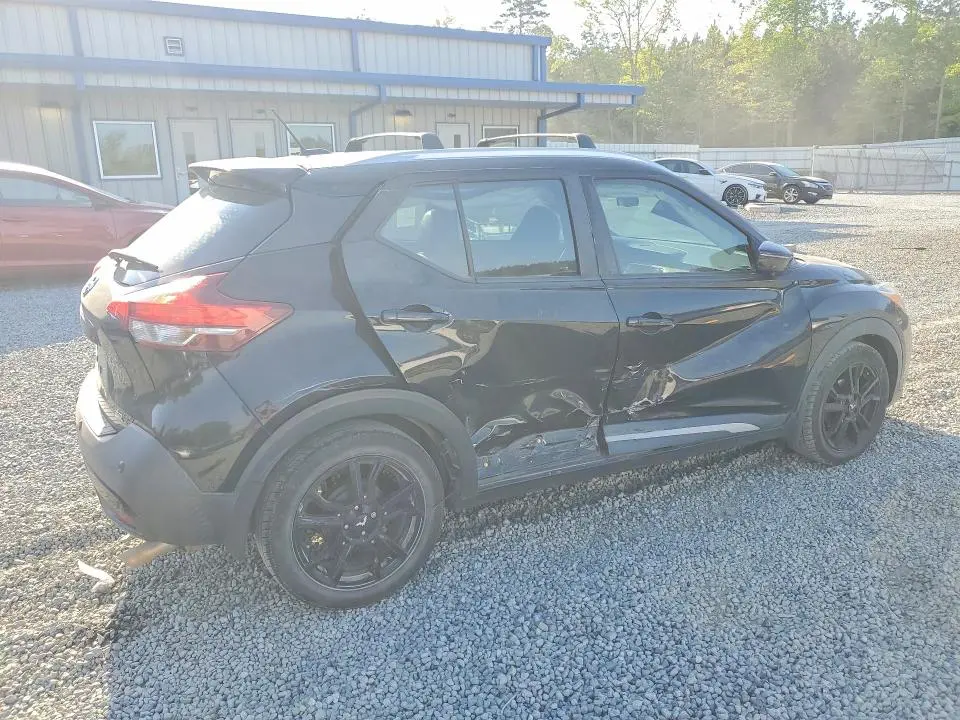 2020 NISSAN KICKS SR  