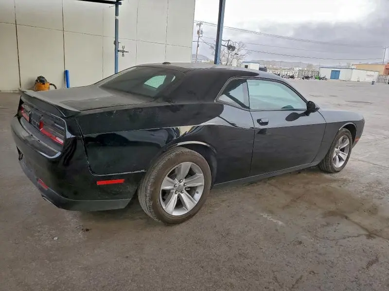 2023 DODGE CHALLENGER SXT  
