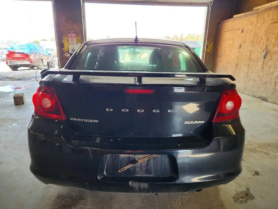 2014 DODGE AVENGER SE  