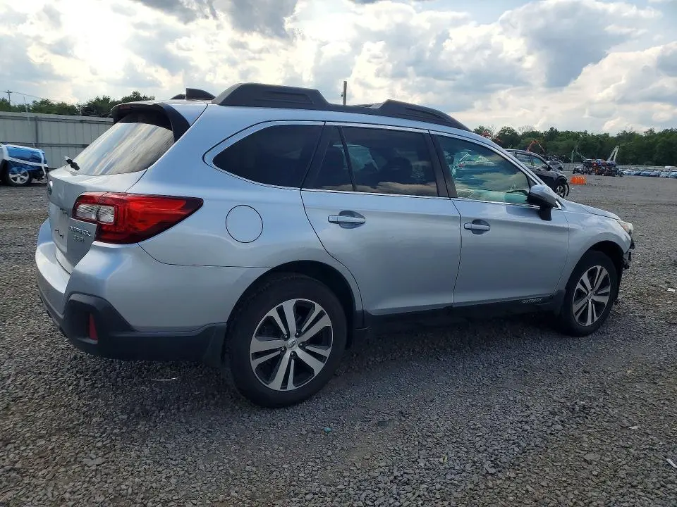 2019 SUBARU OUTBACK 3.6R LIMITED  