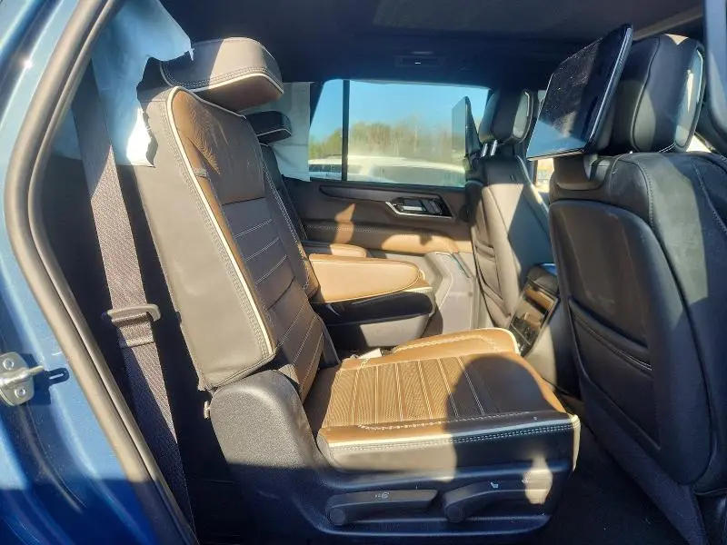 2025 GMC YUKON DENALI ULTIMATE  