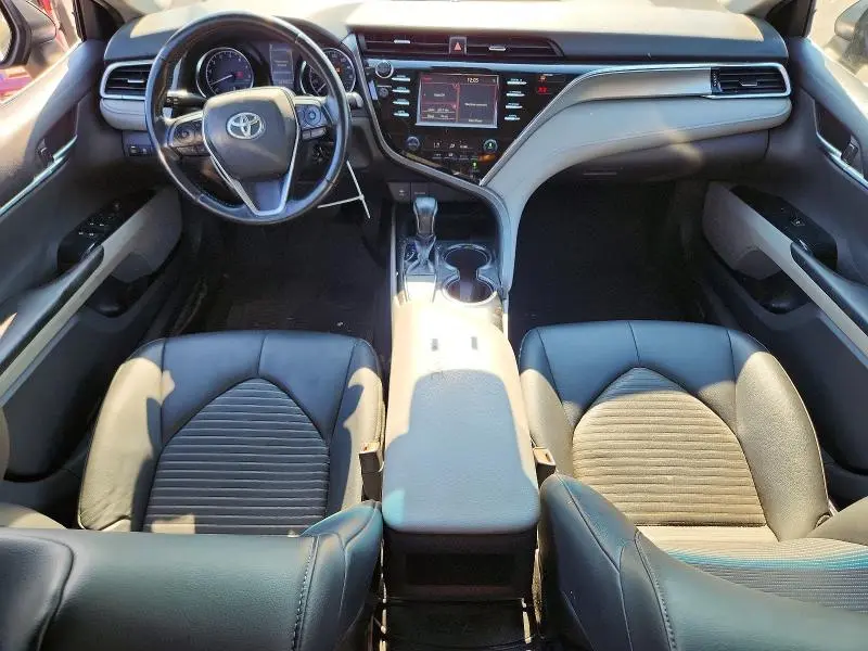 2018 TOYOTA CAMRY SE  