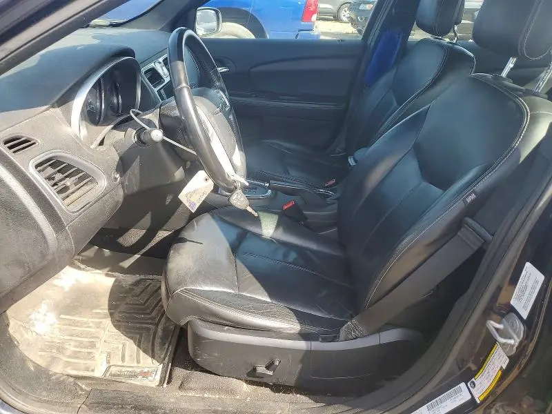 2011 CHRYSLER 200 LIMITED  