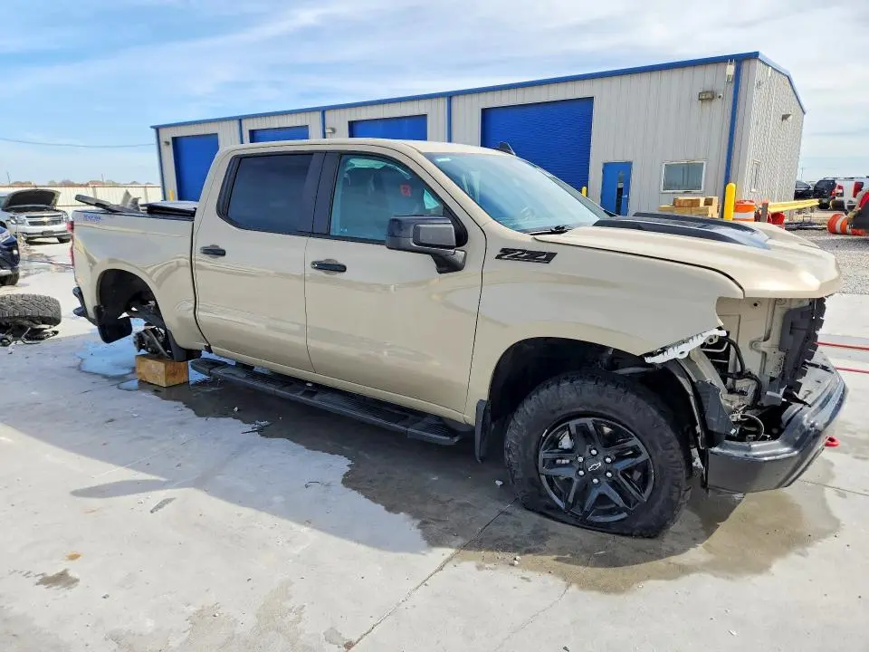 2023 CHEVROLET SILVERADO K1500 LT TRAIL BOSS  