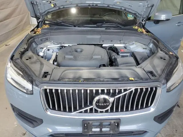 2021 VOLVO XC90 T6 MOMENTUM  
