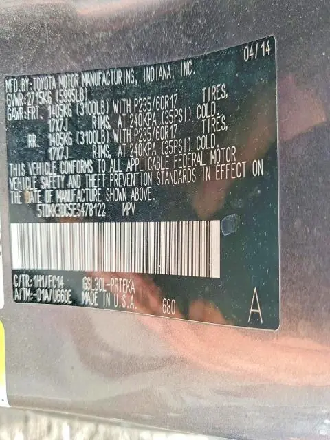 2014 TOYOTA SIENNA LE 8 PASSENGER  