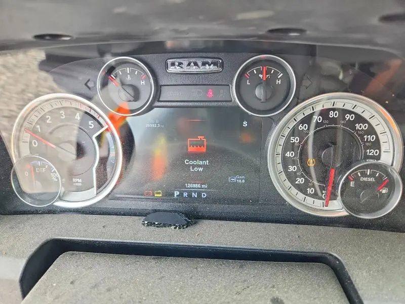 2015 RAM 2500 SLT  
