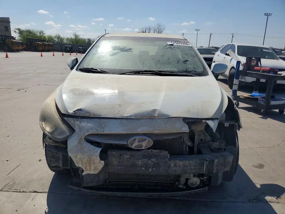 2015 HYUNDAI ACCENT GS  