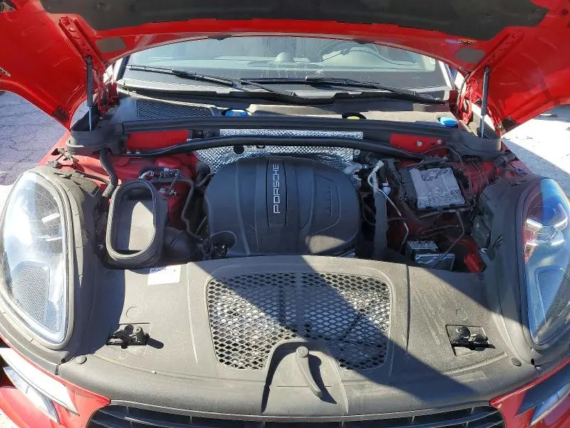 2020 PORSCHE MACAN   
