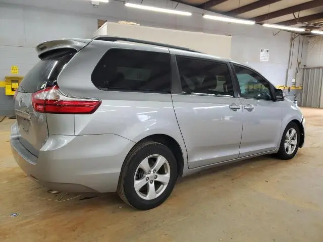 2015 TOYOTA SIENNA LE