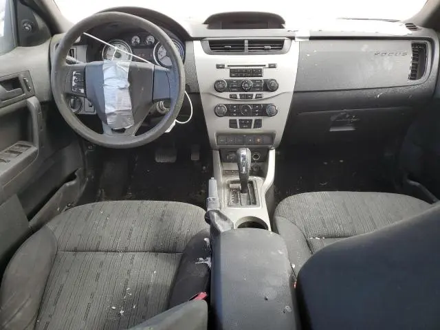 2010 FORD FOCUS SE  