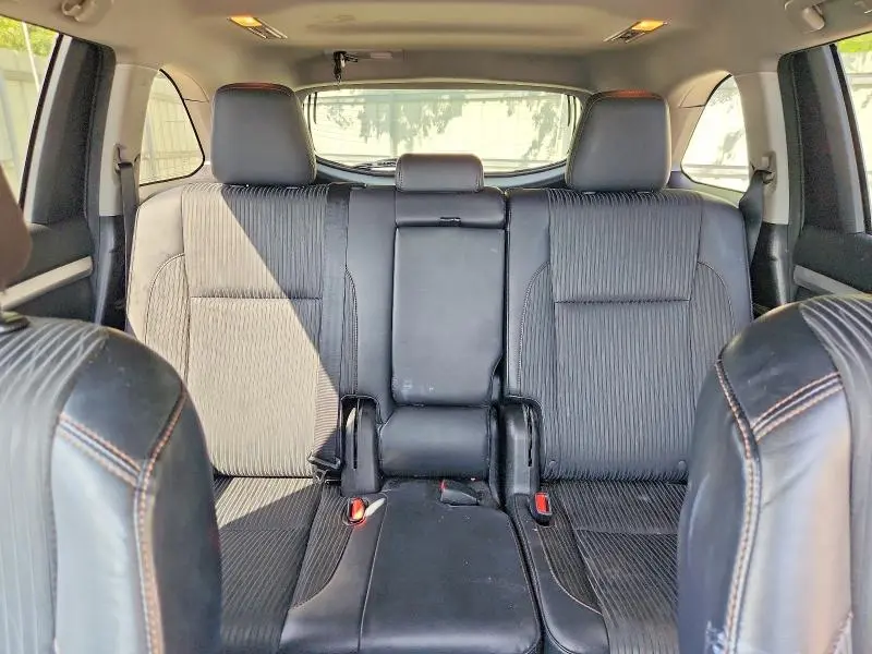2016 TOYOTA HIGHLANDER LE PLUS  