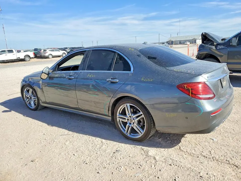 2017 MERCEDES-BENZ E 300  