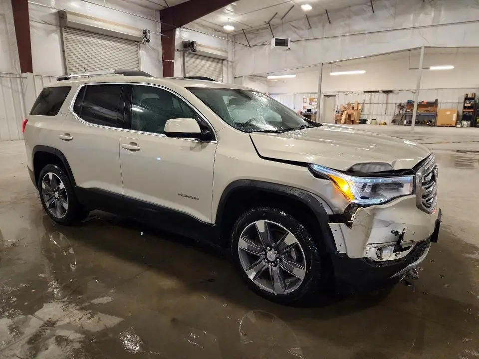 2017 GMC ACADIA SLT-2  