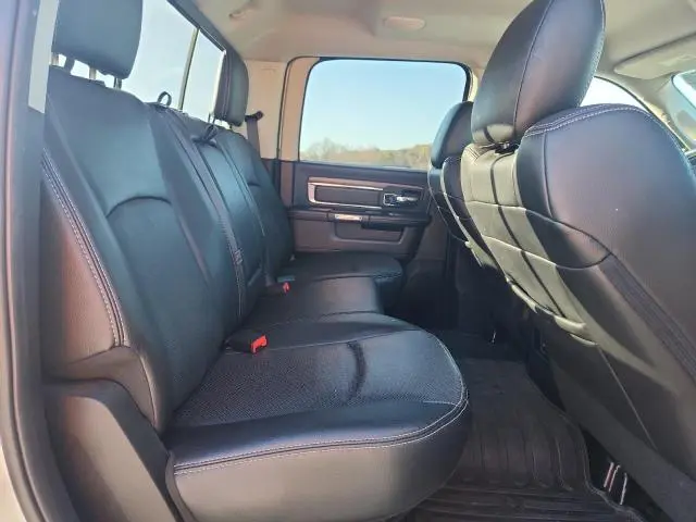 2016 RAM 1500 LARAMIE  