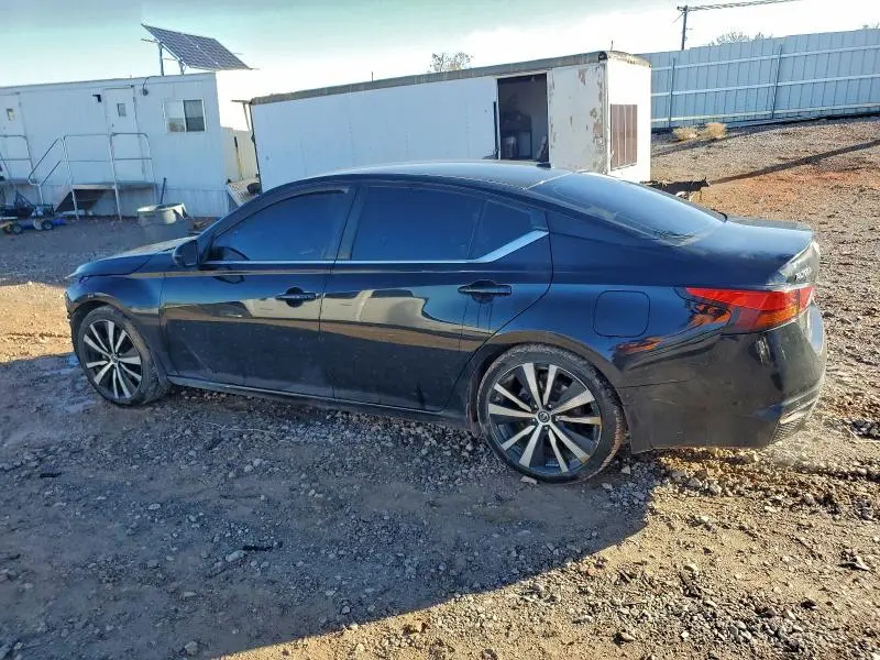 2020 NISSAN ALTIMA SR  