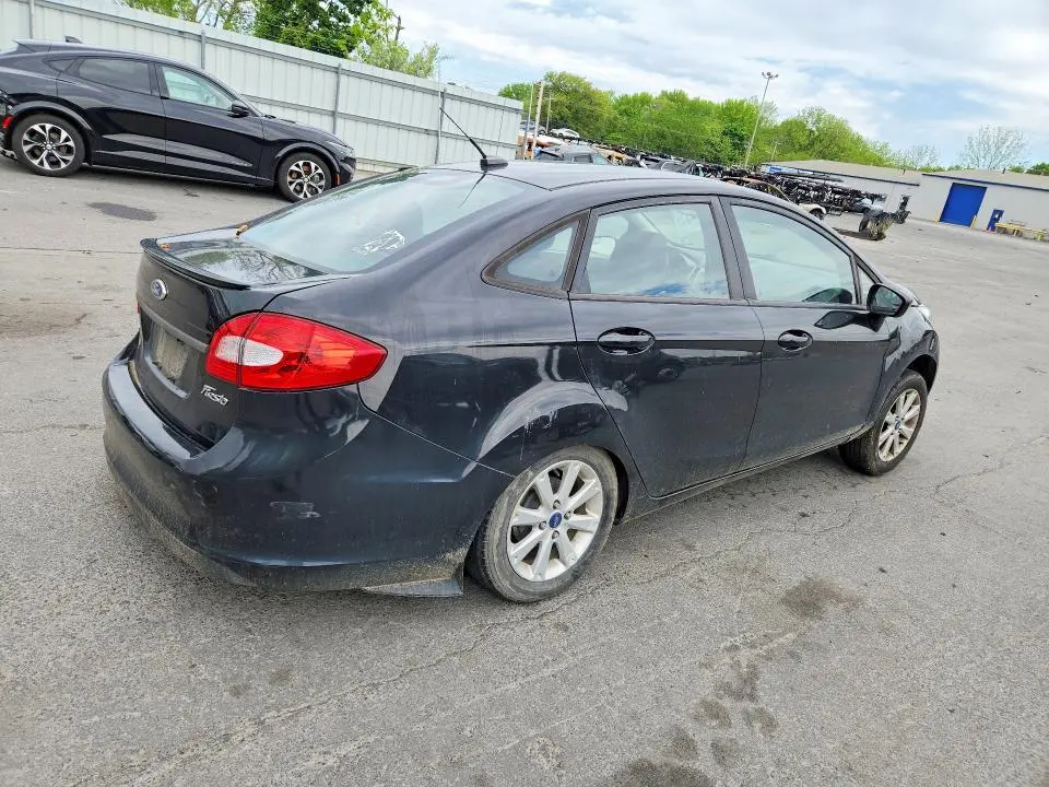 2012 FORD FIESTA SE  