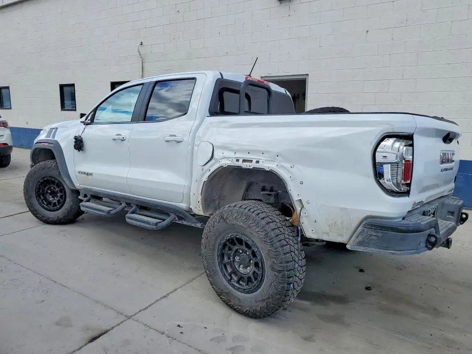 2024 GMC CANYON AT4X  