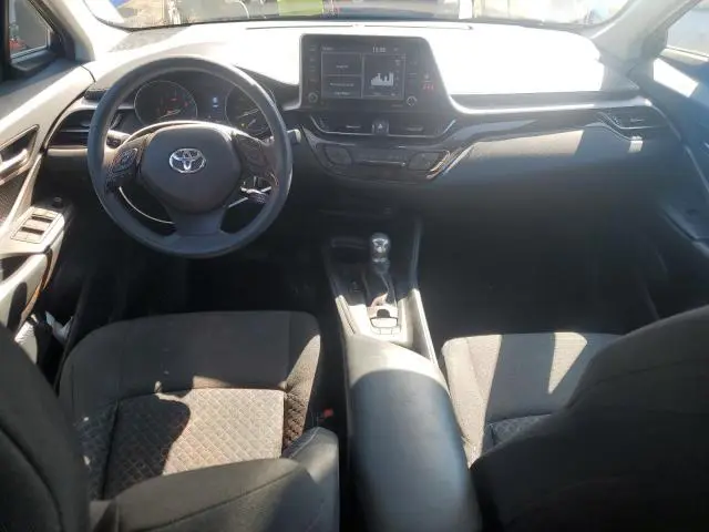 2020 TOYOTA C-HR XLE  