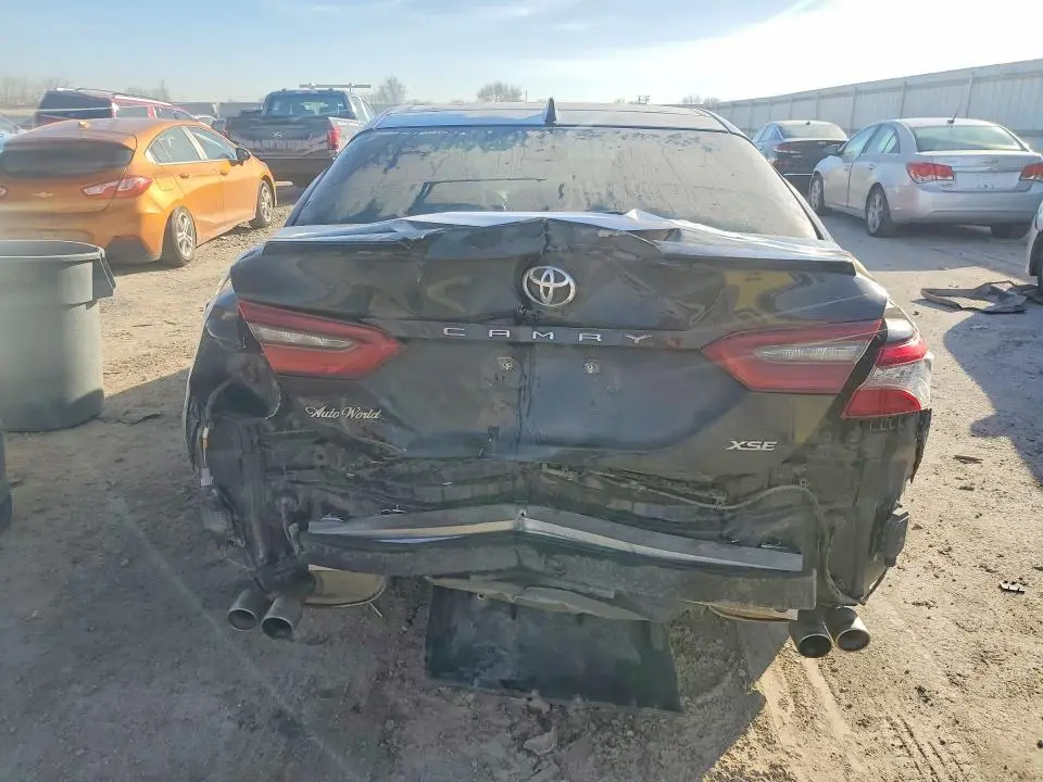 2021 TOYOTA CAMRY XSE  