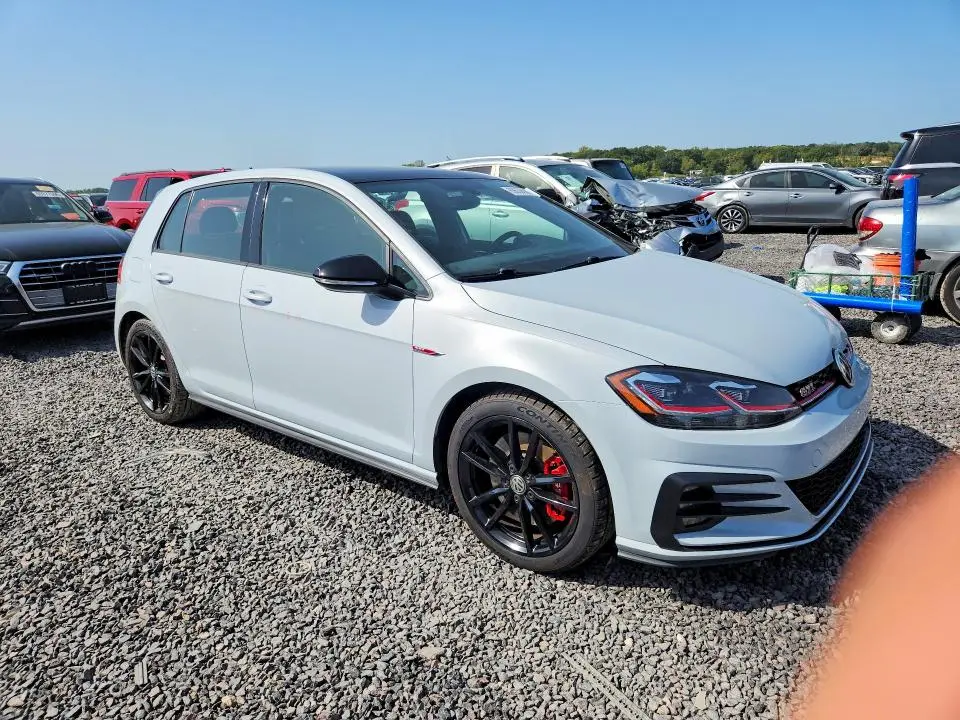 2021 VOLKSWAGEN GTI S  