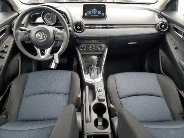 2017 TOYOTA YARIS IA   