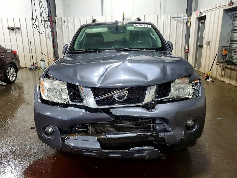 2011 NISSAN PATHFINDER S  