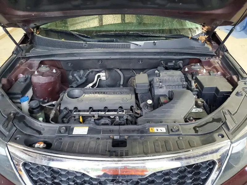 2013 KIA SORENTO LX  