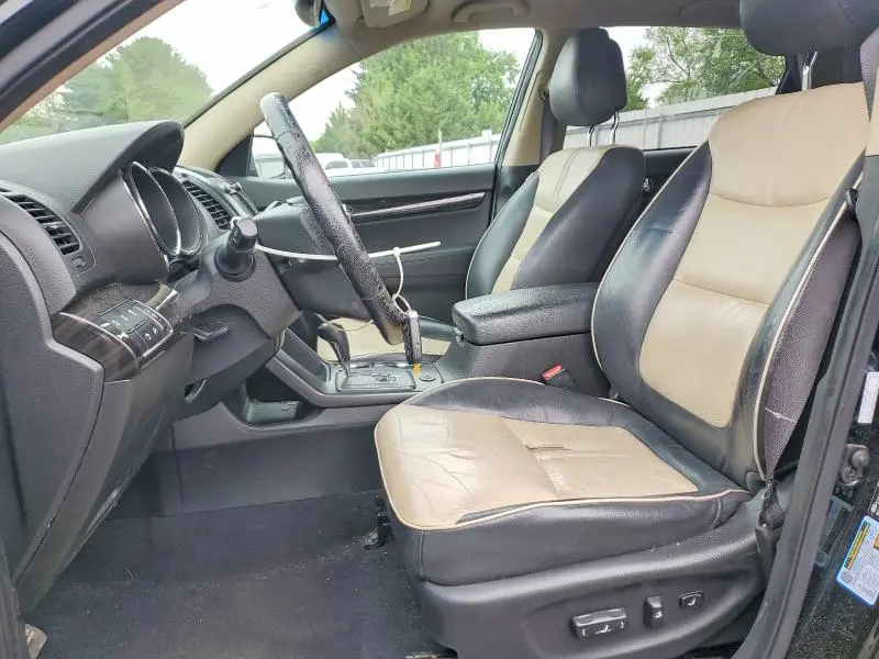 2011 KIA SORENTO EX  