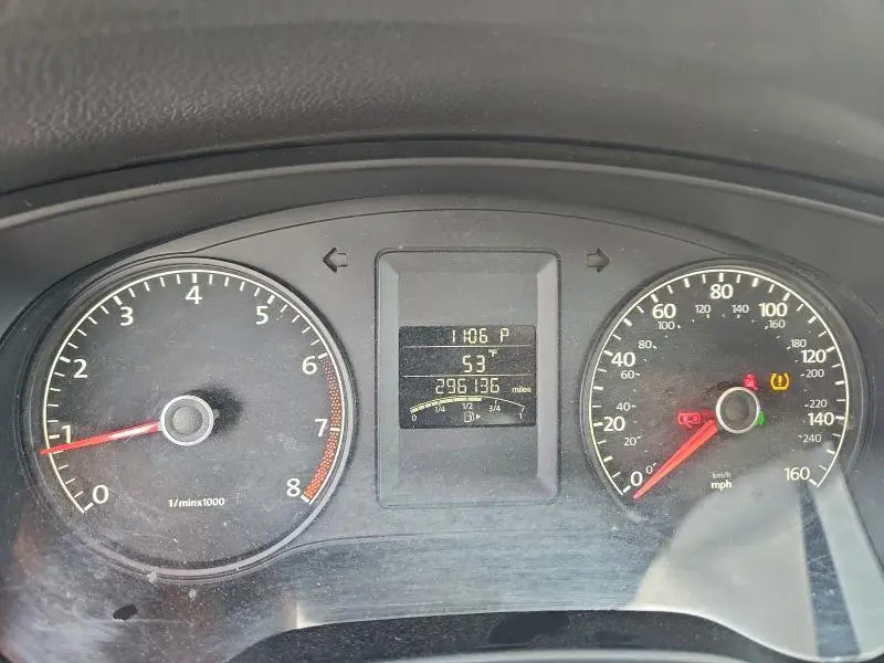 2012 VOLKSWAGEN JETTA BASE  