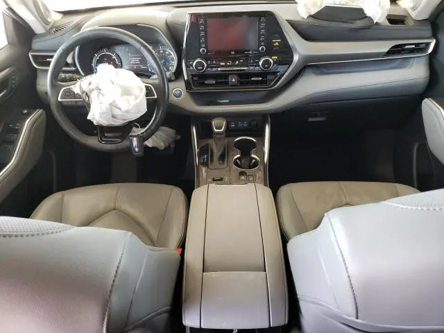 2022 TOYOTA HIGHLANDER HYBRID LIMITED  