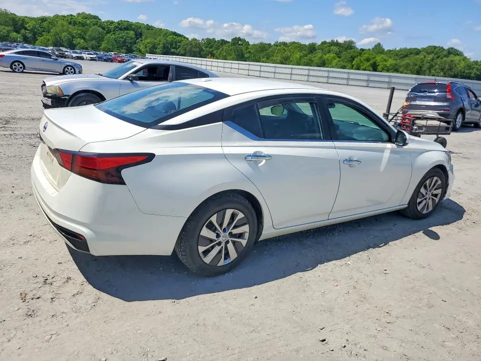 2020 NISSAN ALTIMA S  