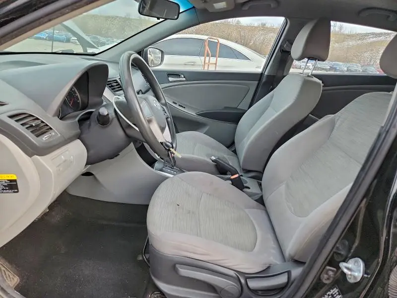 2015 HYUNDAI ACCENT GS  