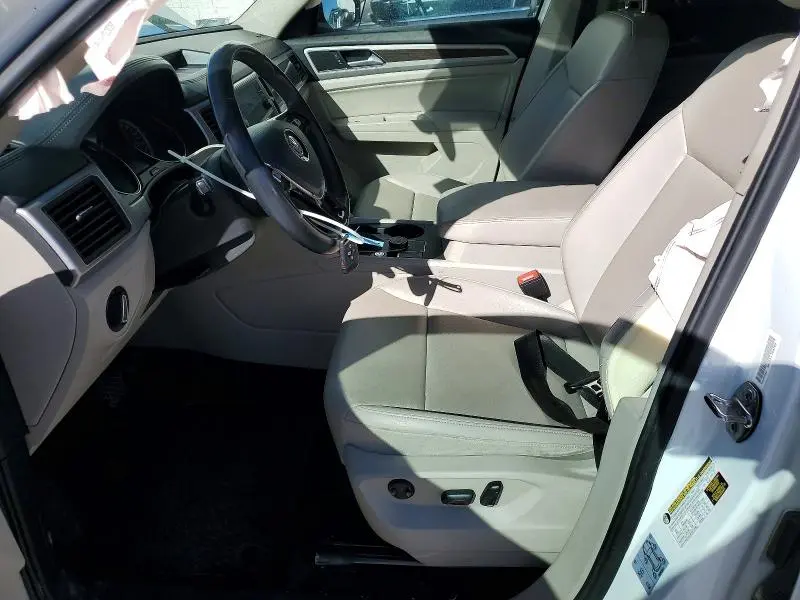 2018 VOLKSWAGEN ATLAS SE  