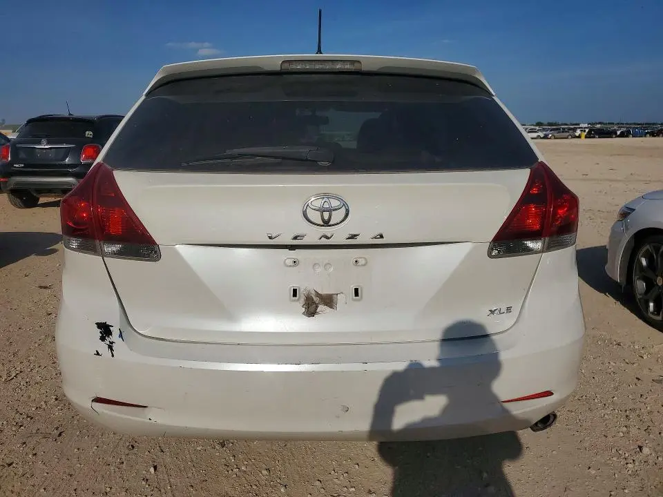 2013 TOYOTA VENZA XLE  
