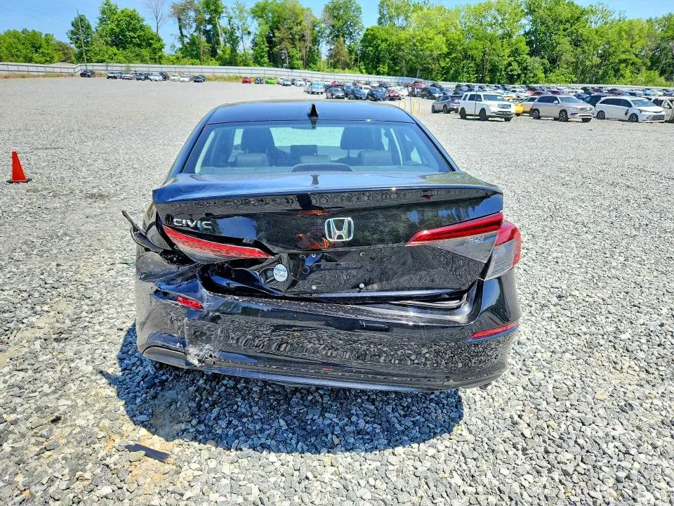 2024 HONDA CIVIC EX  