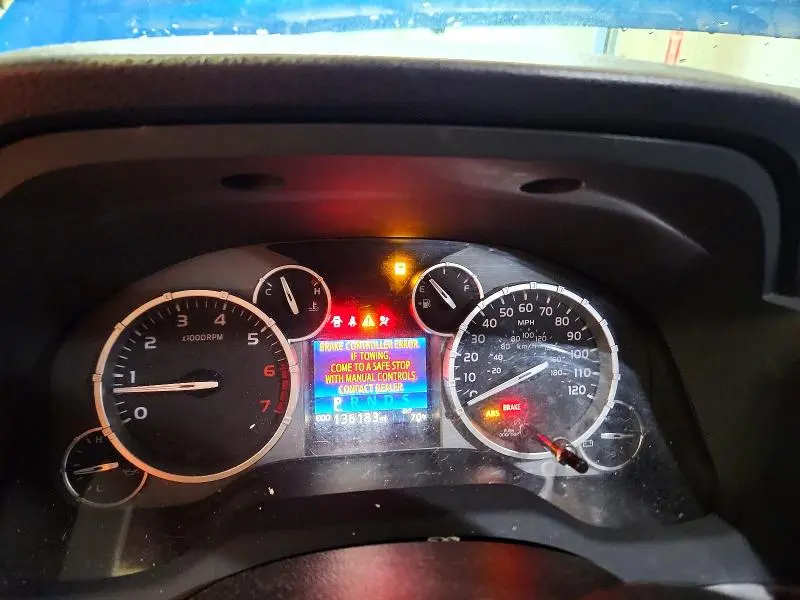 2017 TOYOTA TUNDRA SR5  