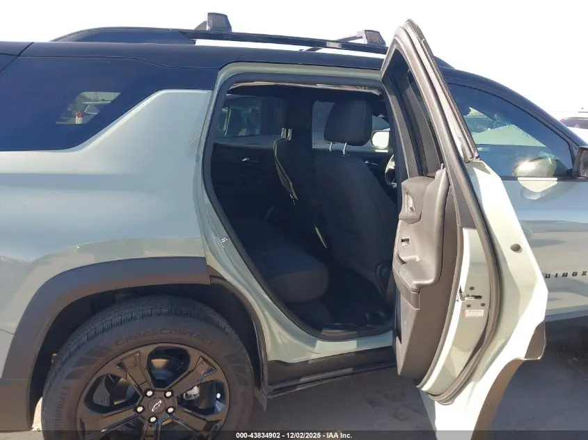 2025 CHEVROLET EQUINOX FWD LT