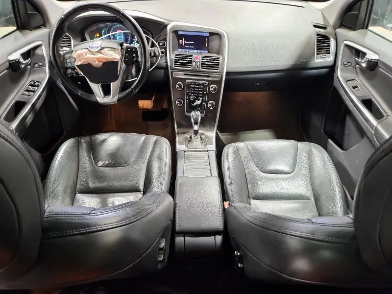 2014 VOLVO XC60 T6  