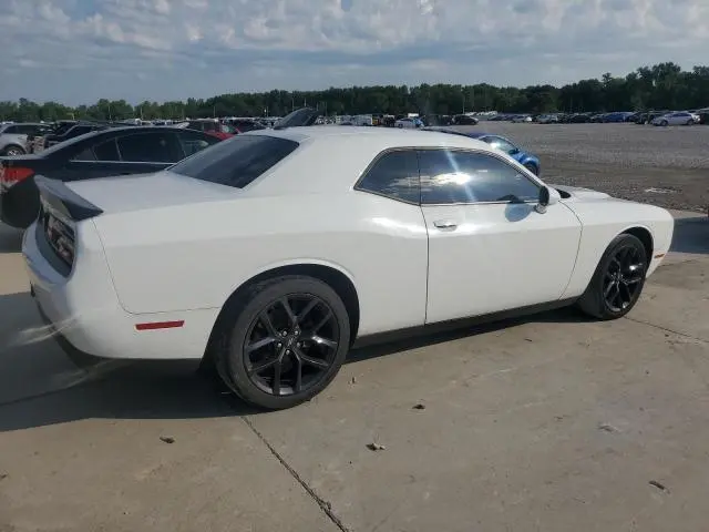 2020 DODGE CHALLENGER SXT  