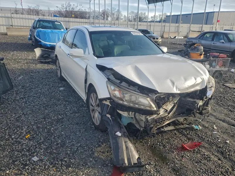 2015 HONDA ACCORD TOURING  